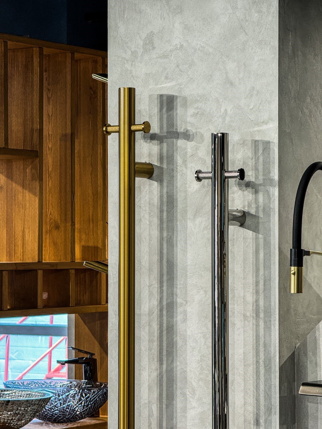 Полотенцесушитель электрический 12,2x150 см Boheme UNO 726-CR хром